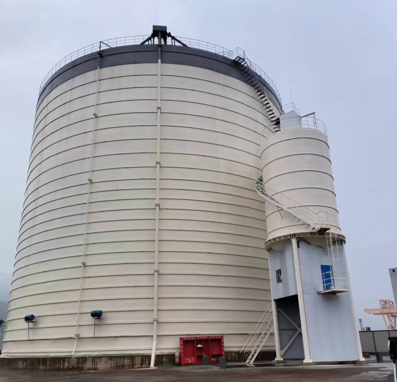 望奎10万吨水泥钢板库